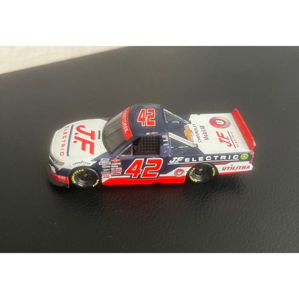 Lionel Racing Matt Mills 42 J.F. Electric Chevy Silverado 1:64 NASCAR Truck